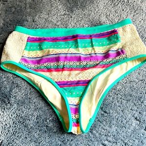 Body Glove bikini bottoms sz L